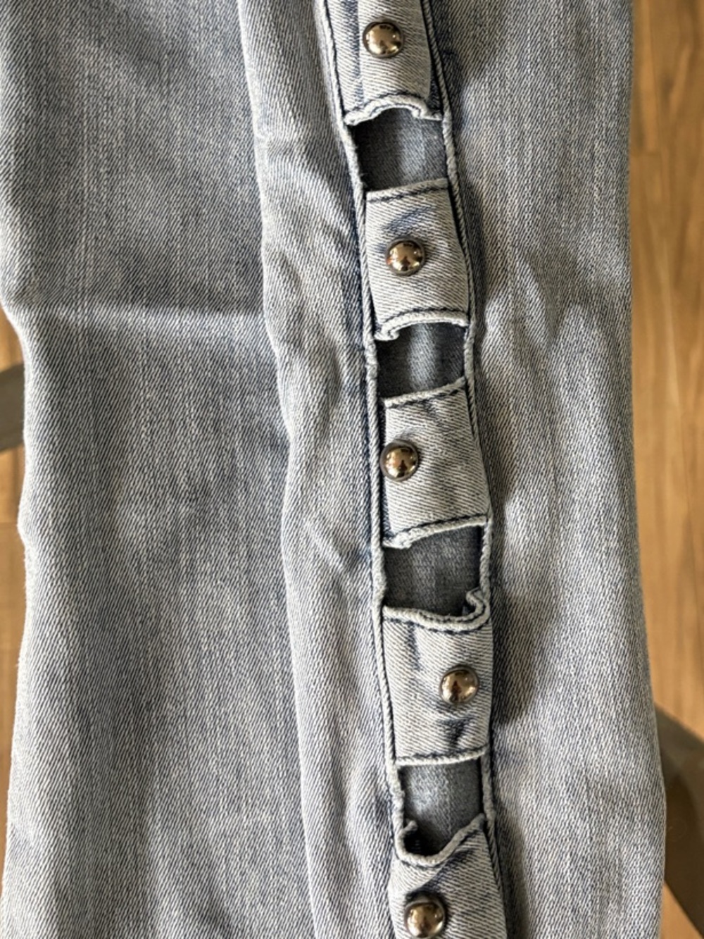 Light Wash Side-Studded Jeans